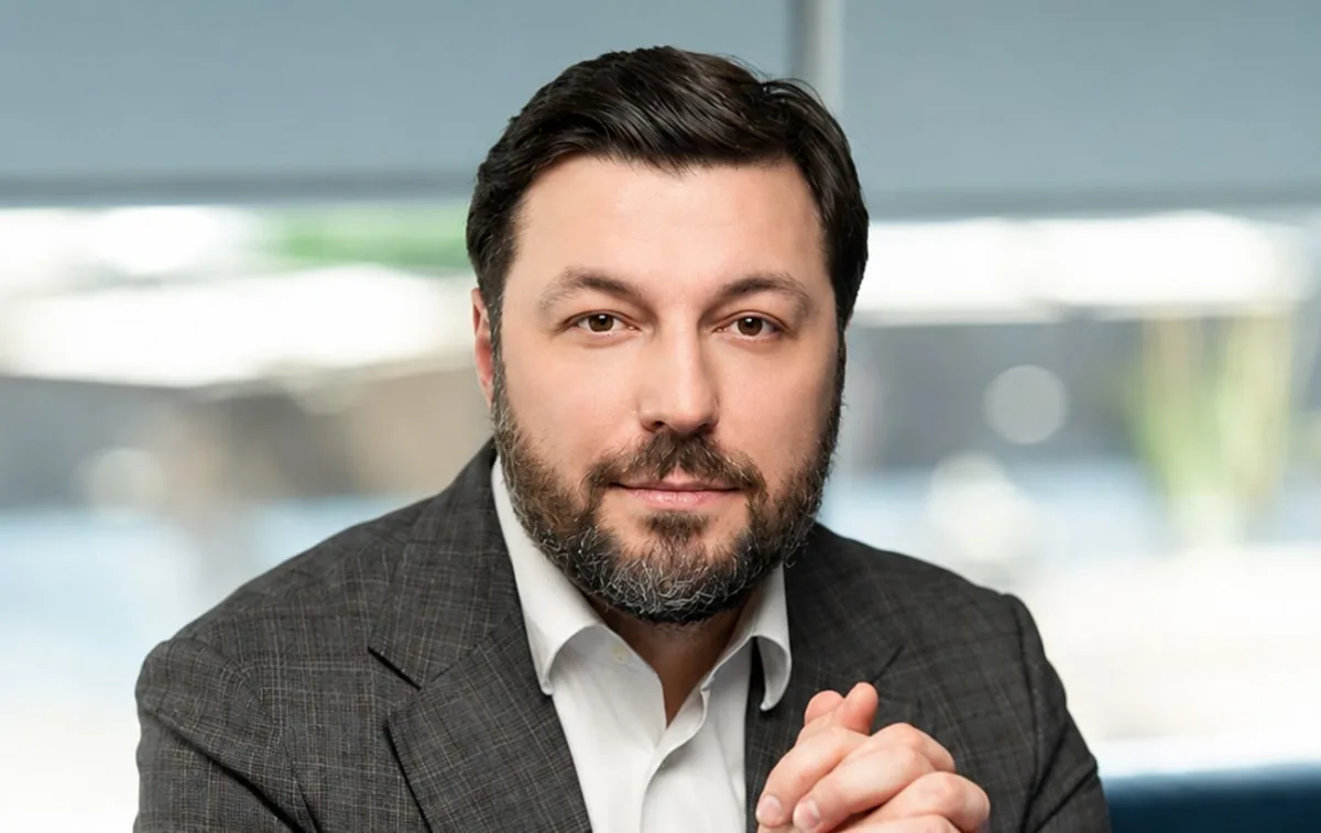 Батареї для бізнесу: як заробляти на різниці цін електроенергії у 2026